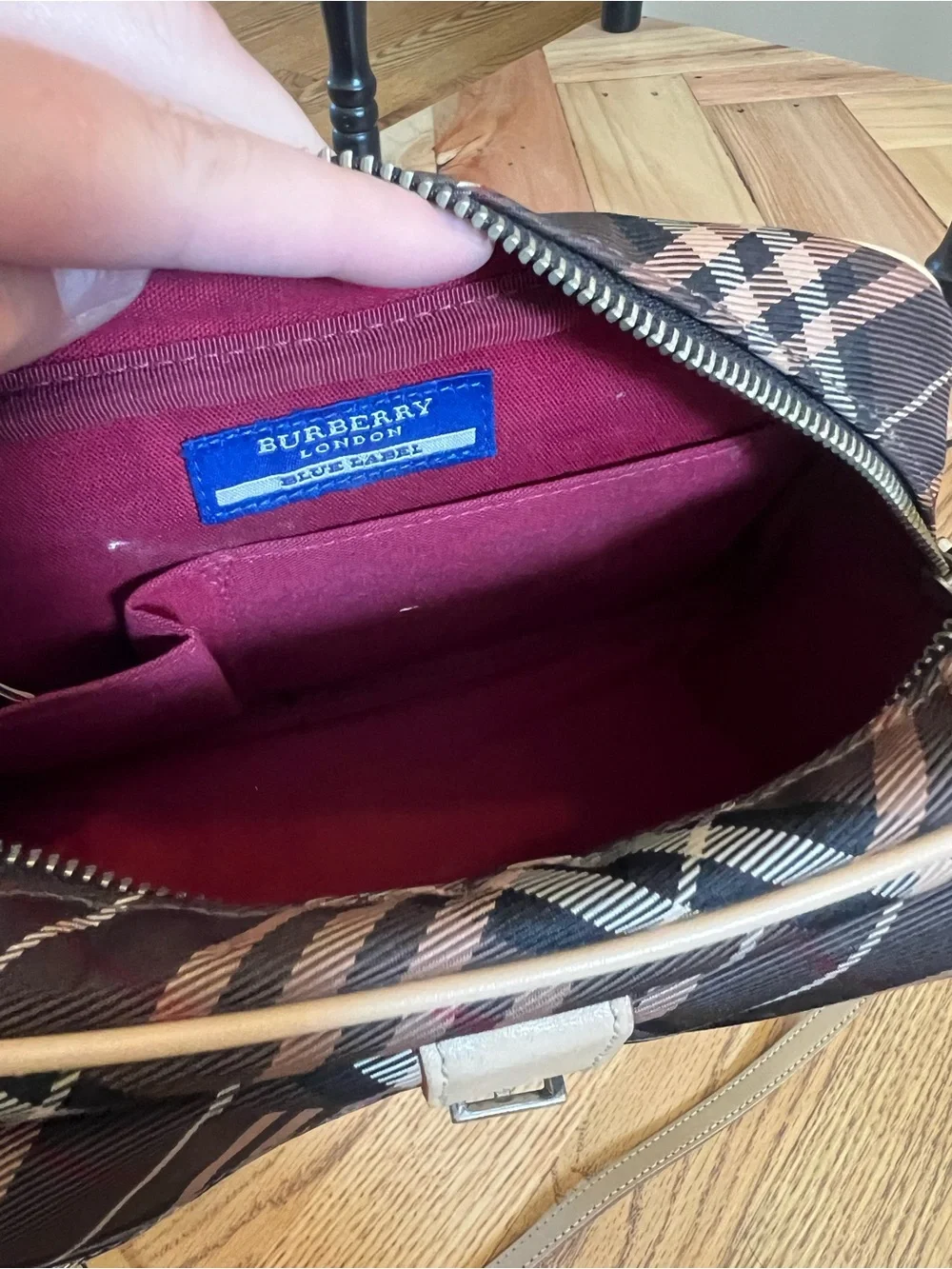 Burberry compact crossbody
